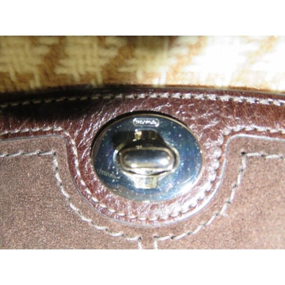 Coach Hamptons Herringbone Tweed Wool, Suede & Leather Trim Turnlock Wristlet - Picture 2 of 6
